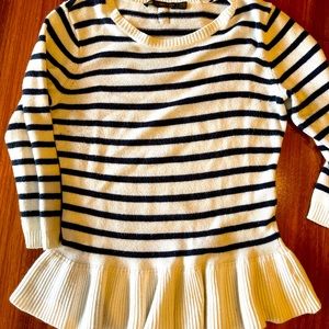 Size M Banana Republic Sweater